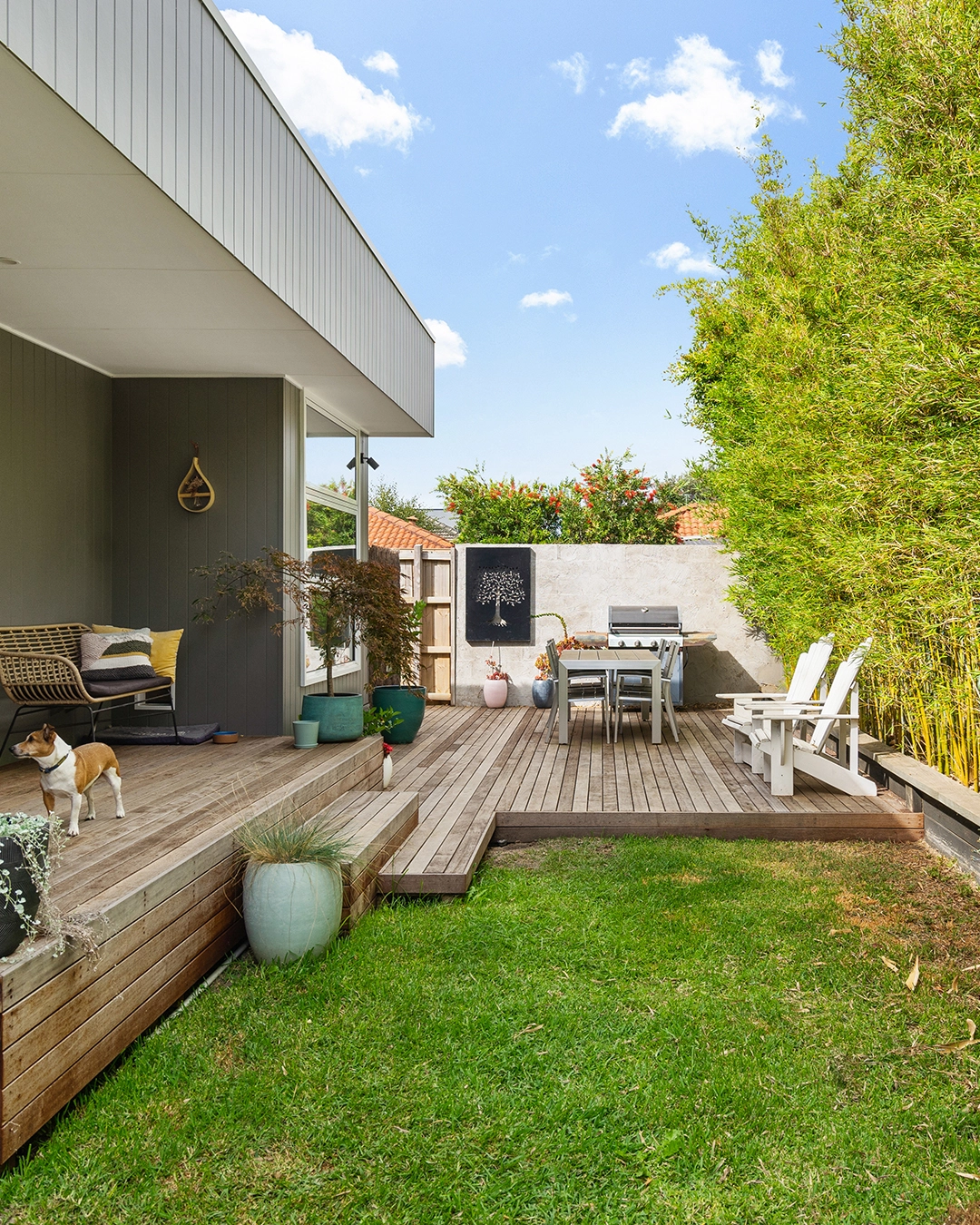 Bonbeach — living area