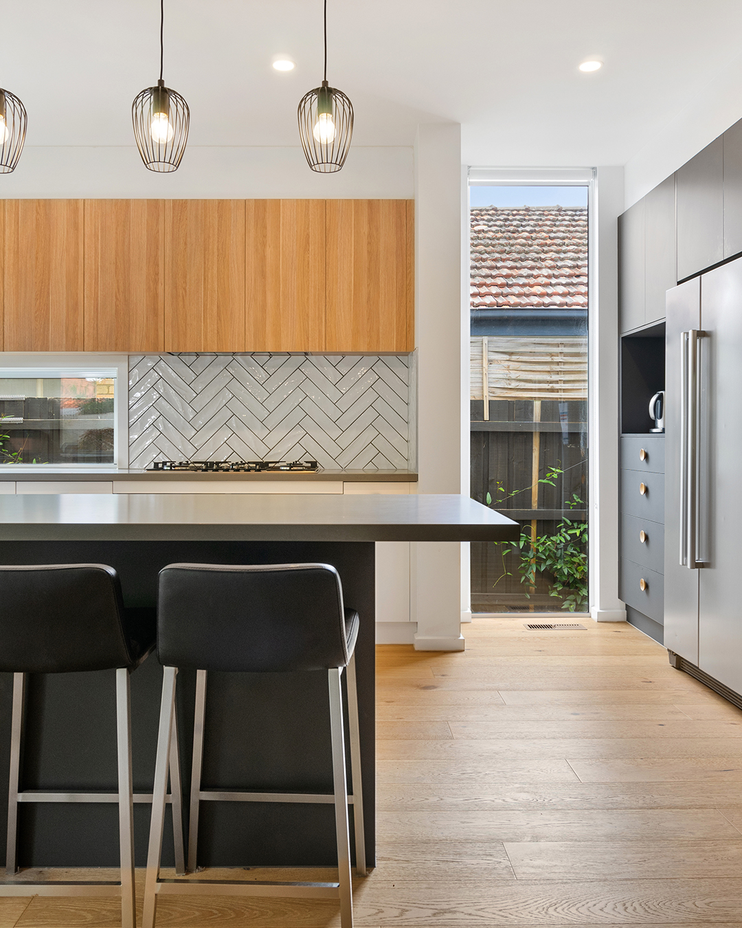 Bonbeach — living area